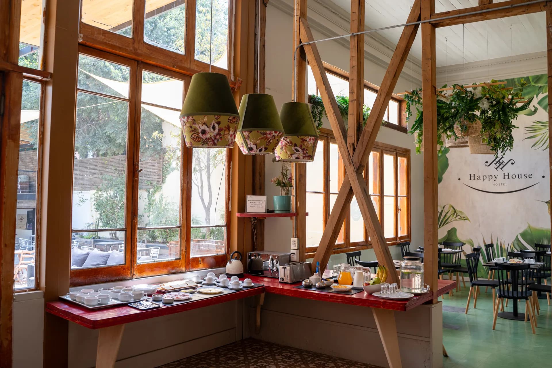 Areas Comunes at Happy Hostel Santiago — photo 17