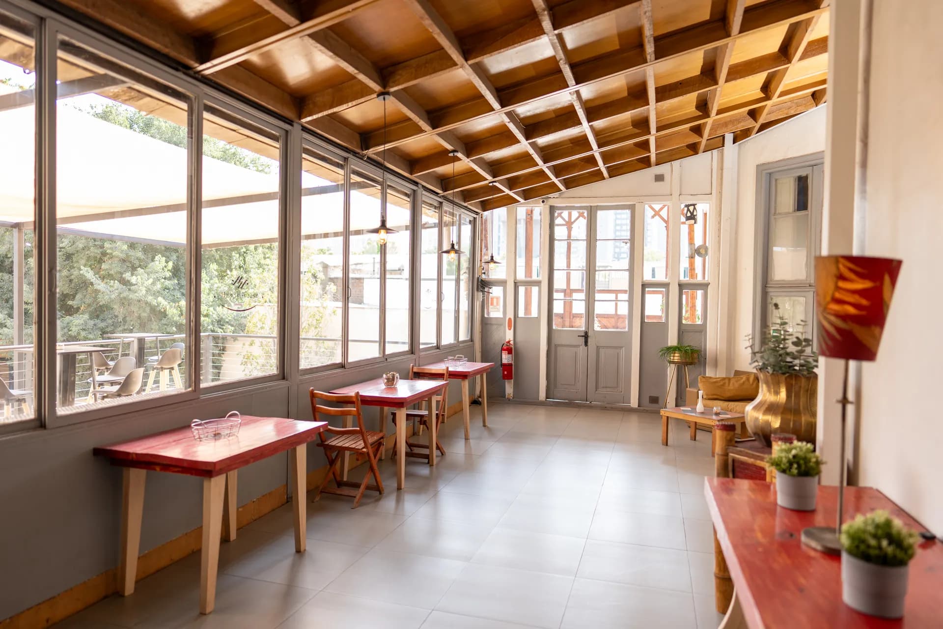 Areas Comunes at Happy Hostel Santiago — photo 25