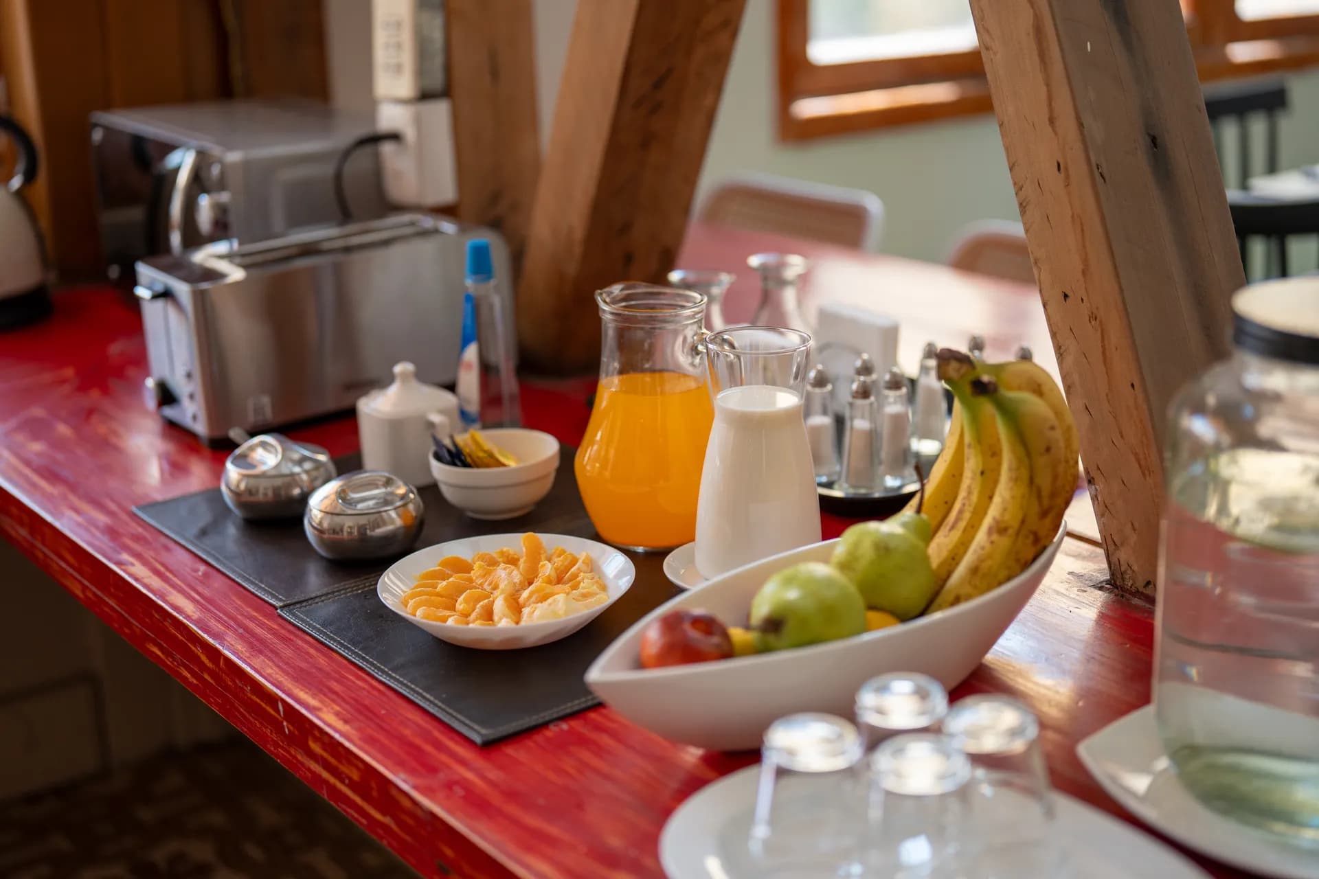 Areas Comunes at Happy Hostel Santiago — photo 32