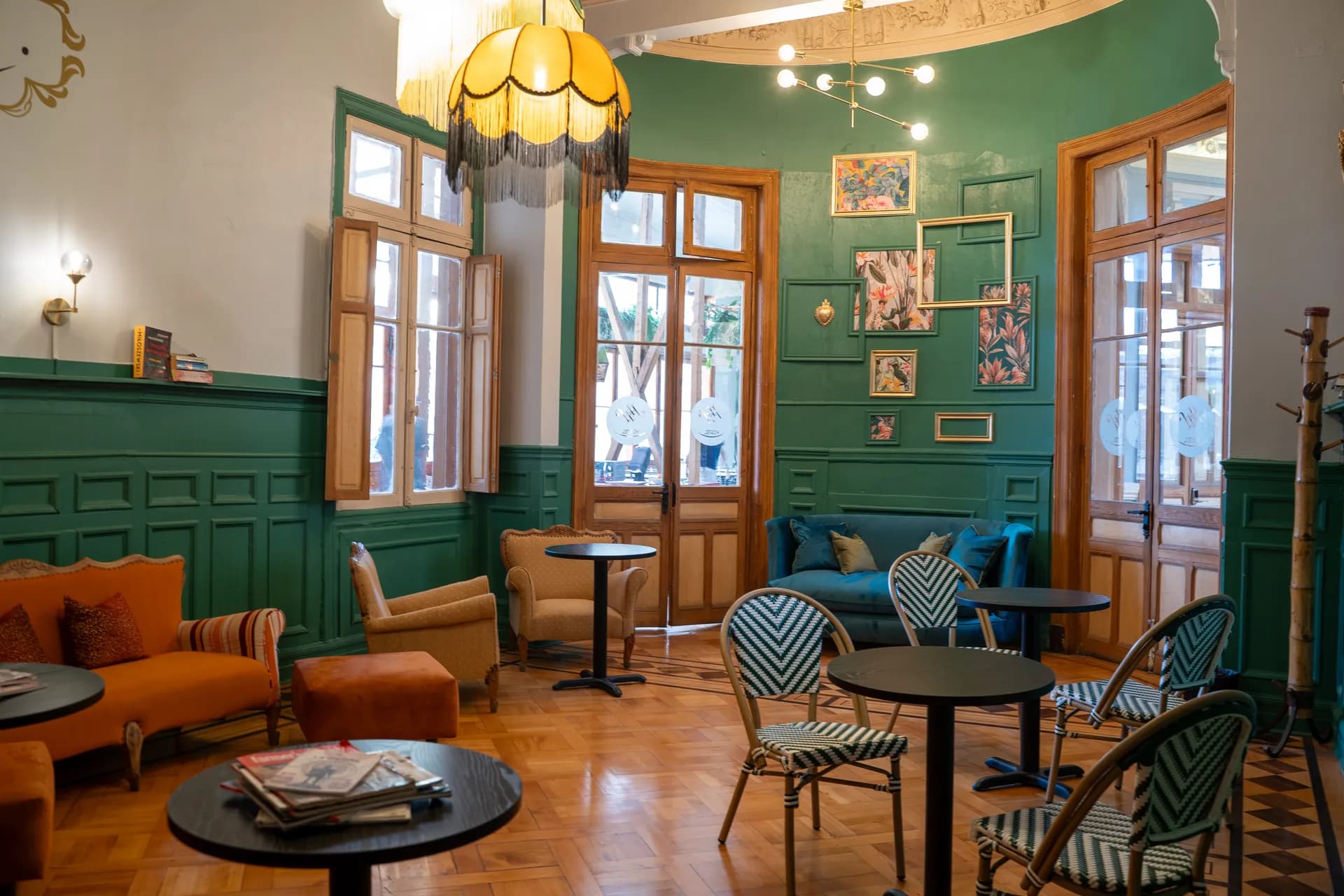 Areas Comunes at Happy Hostel Santiago — photo 7