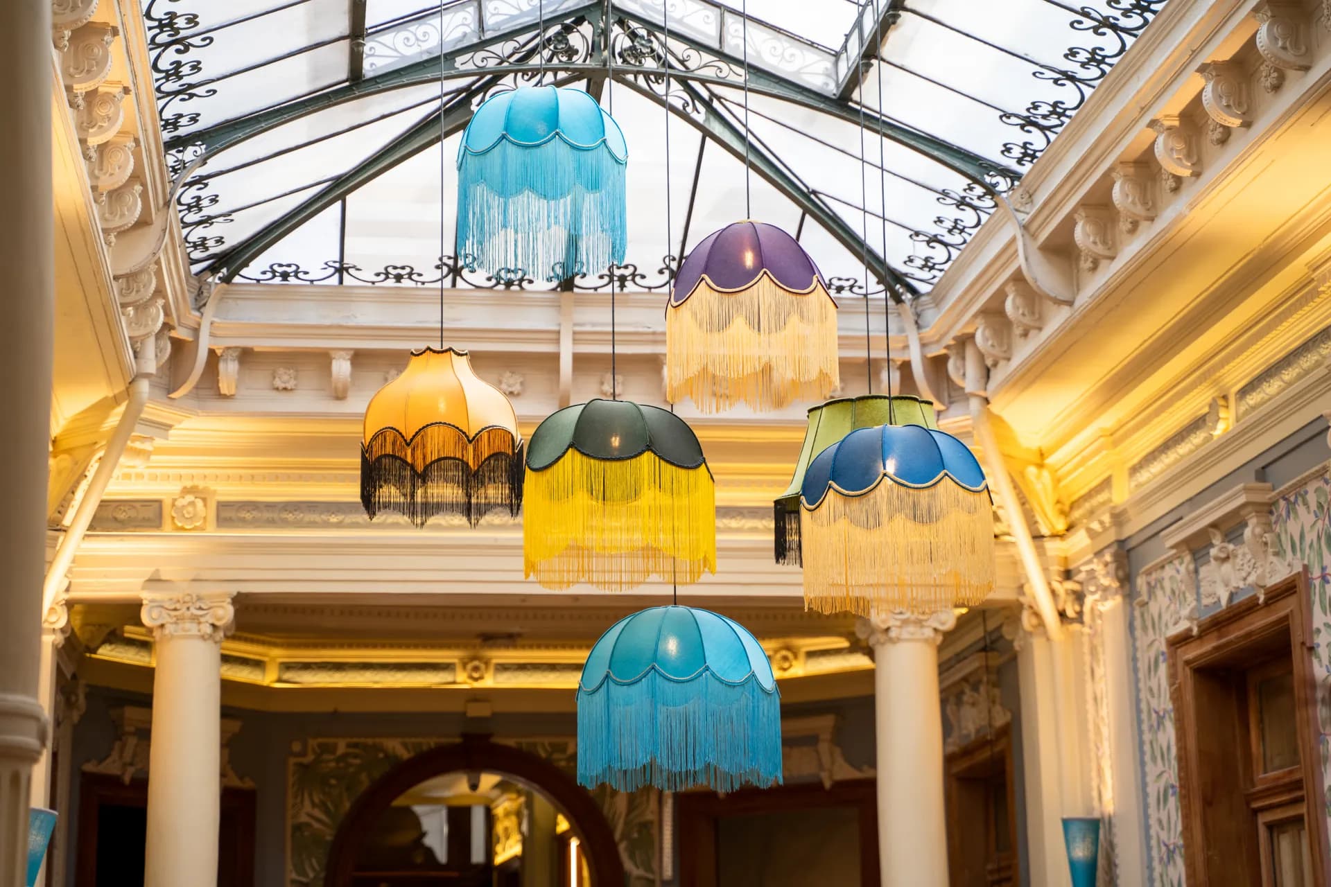 Gran Hall at Happy Hostel Santiago — photo 3