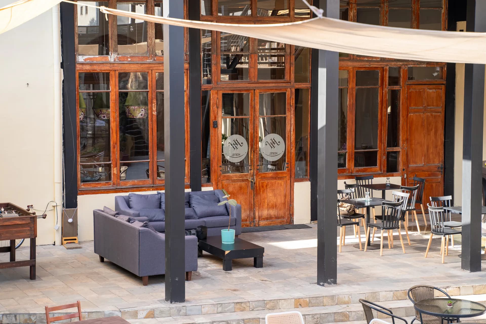 Jardin y Patio at Happy Hostel Santiago — photo 23