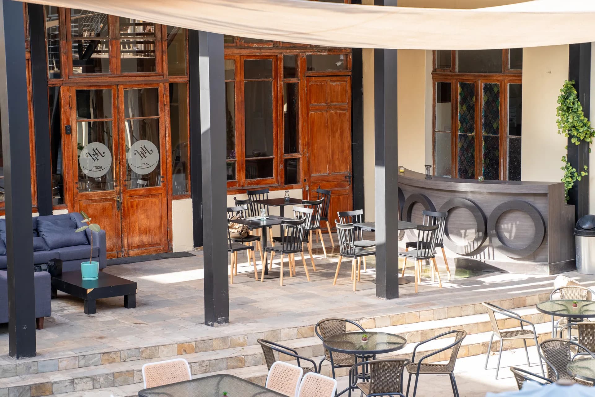 Jardin y Patio at Happy Hostel Santiago — photo 24